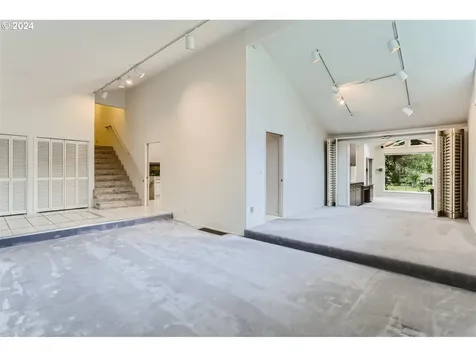 4475 Nw Neskowin Avenue Portland OR 97229