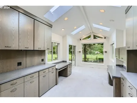 4475 Nw Neskowin Avenue Portland OR 97229