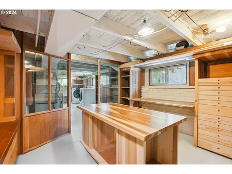 916 Se Nehalem Street Portland OR 97202