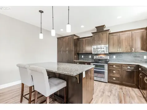 3596 Ne Joel Street Mcminnville OR 97128