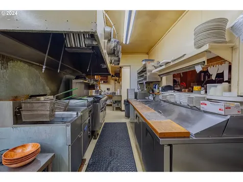 3030 Oregon Avenue Bandon OR 97411