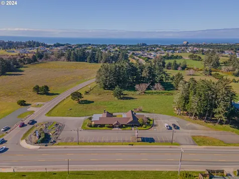 3030 Oregon Avenue Bandon OR 97411