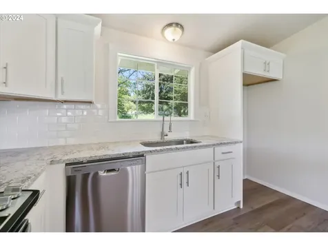 30968 S Wall Street Colton OR 97017