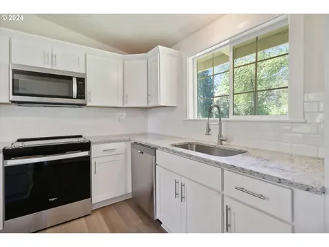 30968 S Wall Street Colton OR 97017