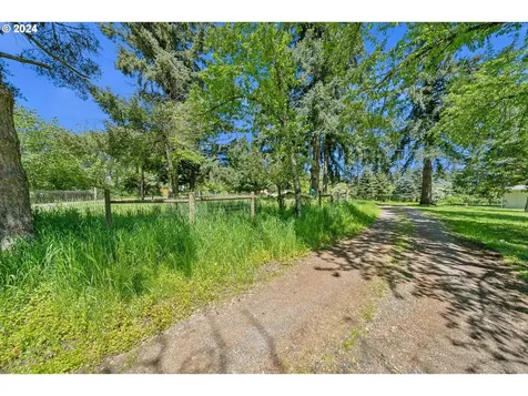 30968 S Wall Street Colton OR 97017