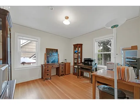 75 Mecca Avenue Eugene OR 97404