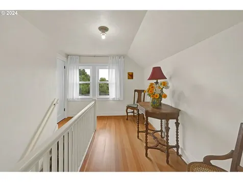 75 Mecca Avenue Eugene OR 97404