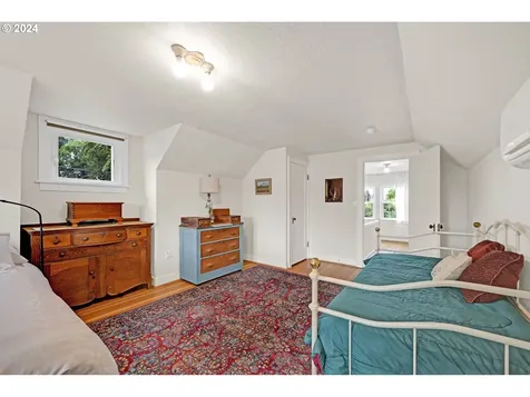 75 Mecca Avenue Eugene OR 97404