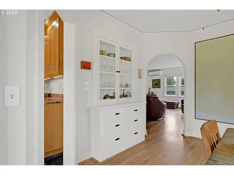 75 Mecca Avenue Eugene OR 97404