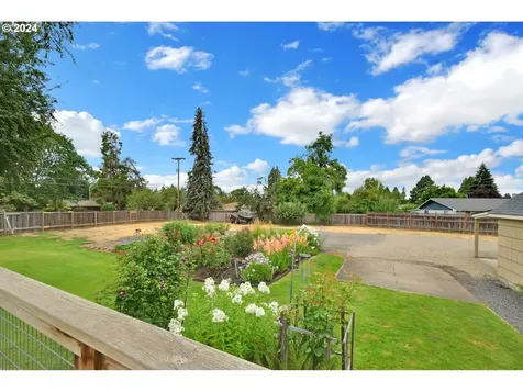 75 Mecca Avenue Eugene OR 97404