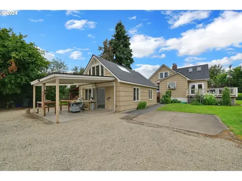 75 Mecca Avenue Eugene OR 97404