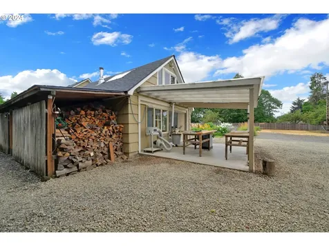 75 Mecca Avenue Eugene OR 97404