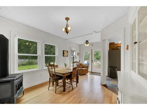 75 Mecca Avenue Eugene OR 97404