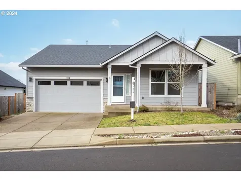 512 Merlot Street Amity OR 97101