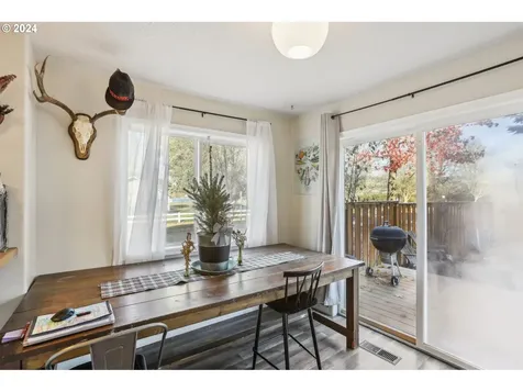 12994 NW Maplecrest Way Banks OR 97106