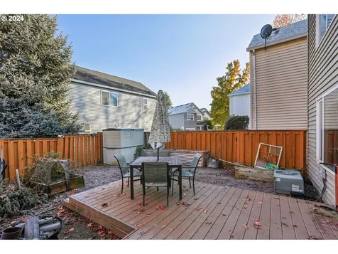 12994 NW Maplecrest Way Banks OR 97106