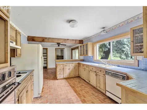 6839 SE 112th Avenue Portland OR 97266