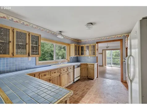 6839 SE 112th Avenue Portland OR 97266