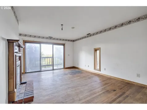 6839 SE 112th Avenue Portland OR 97266