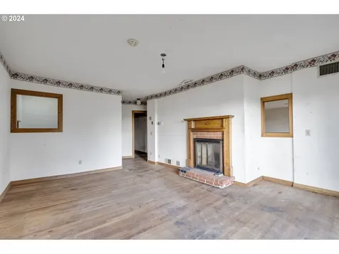 6839 SE 112th Avenue Portland OR 97266