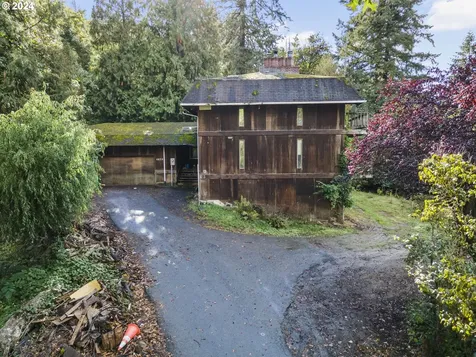 6839 SE 112th Avenue Portland OR 97266