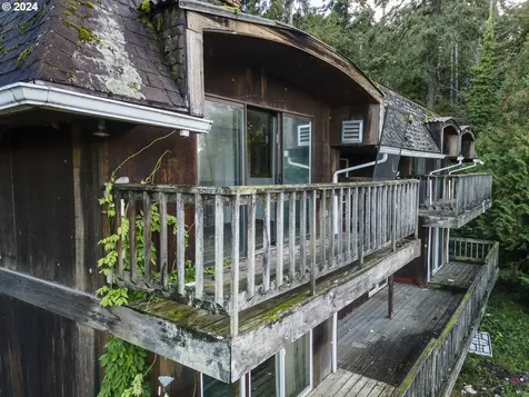 6839 SE 112th Avenue Portland OR 97266