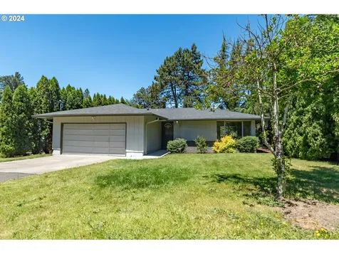 8015 Sw Mapleleaf Street Portland OR 97223