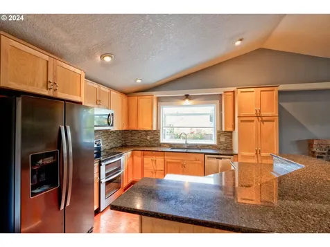 1468 Ne 54th Avenue Hillsboro OR 97124