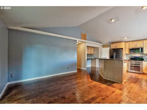 1468 Ne 54th Avenue Hillsboro OR 97124