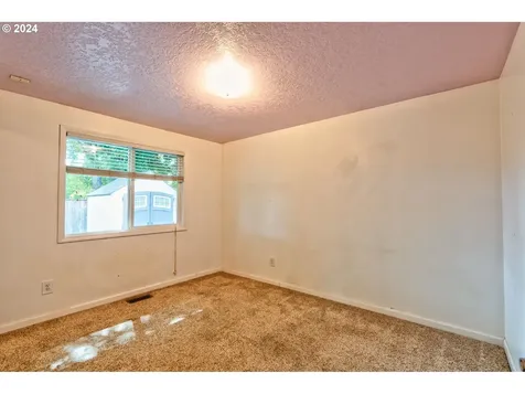 1468 Ne 54th Avenue Hillsboro OR 97124