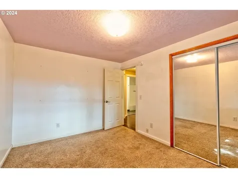 1468 Ne 54th Avenue Hillsboro OR 97124