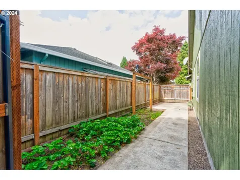 1468 Ne 54th Avenue Hillsboro OR 97124