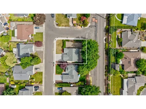 1468 Ne 54th Avenue Hillsboro OR 97124