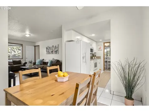 17485 Ne Clackamas Street Portland OR 97230