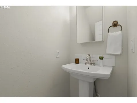 17485 Ne Clackamas Street Portland OR 97230