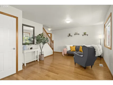 17485 Ne Clackamas Street Portland OR 97230