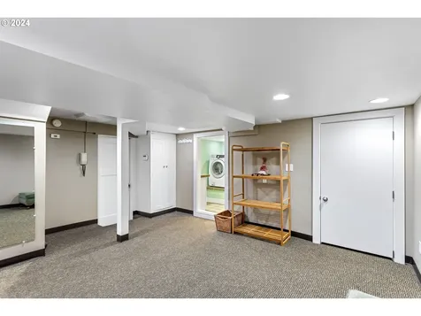 3216 Ne Couch Street Portland OR 97232