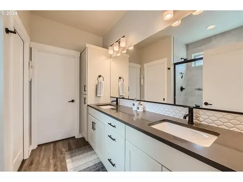 8077 Se Atwood Street Hillsboro OR 97123
