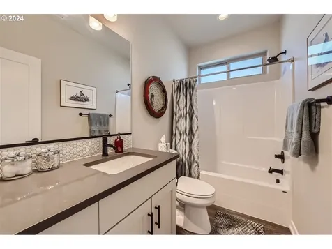 8077 Se Atwood Street Hillsboro OR 97123