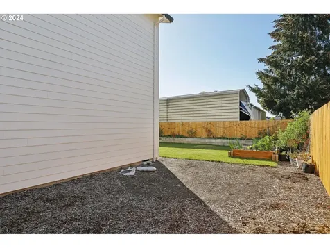11300 NE 127th Avenue Vancouver WA 98682