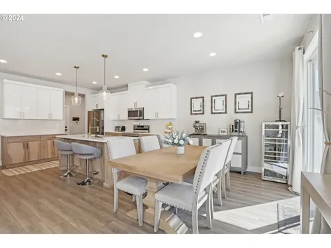 11300 NE 127th Avenue Vancouver WA 98682