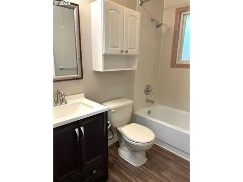 5170 Lakeview Boulevard Lake Oswego OR 97035