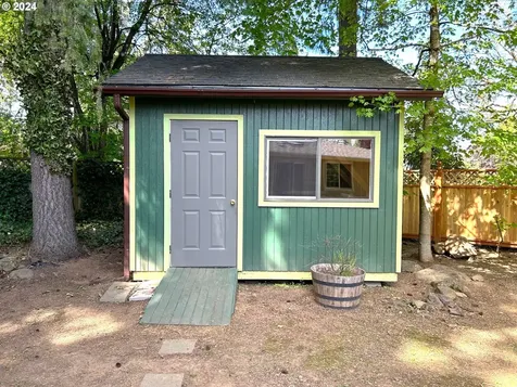 5170 Lakeview Boulevard Lake Oswego OR 97035