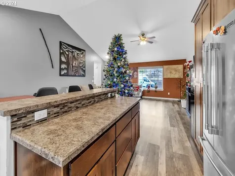 566 N 11th Street Aumsville OR 97325