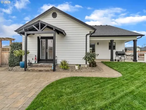 566 N 11th Street Aumsville OR 97325