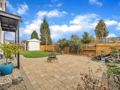 566 N 11th Street Aumsville OR 97325