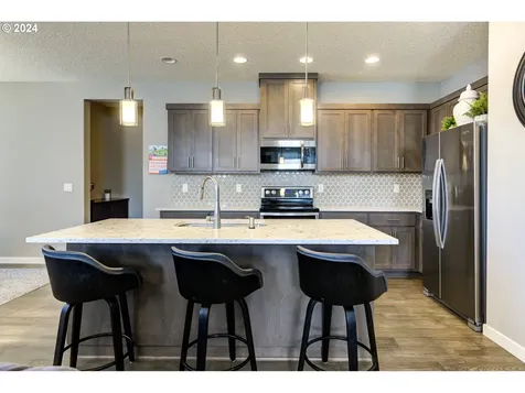 9517 NE 109th Street Vancouver WA 98662
