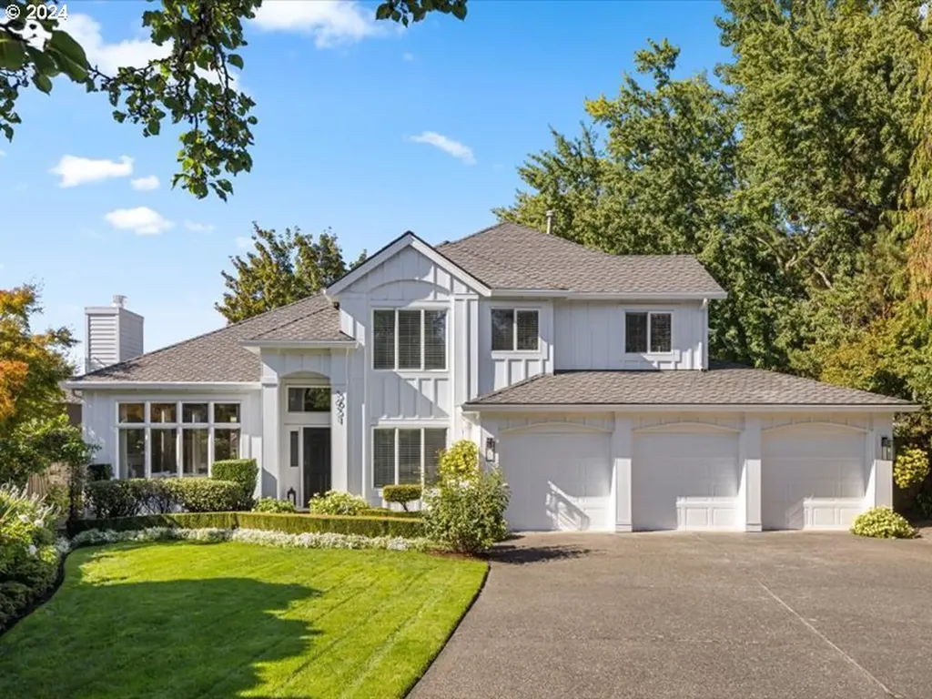 5651 La Mesa Court Lake Oswego OR 97035