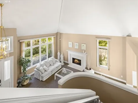 5651 La Mesa Court Lake Oswego OR 97035