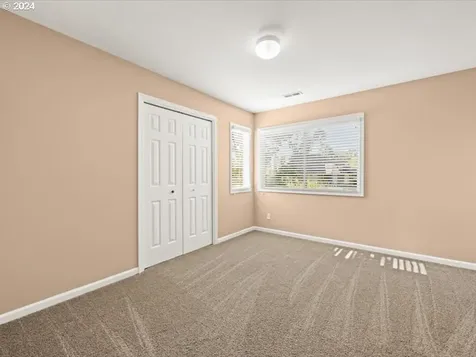 5651 La Mesa Court Lake Oswego OR 97035